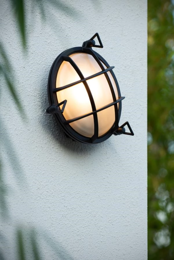 Lucide DUDLEY - Wall light Indoor/Outdoor - Ø 22 cm - 1xE27 - IP65 - Black - atmosphere 2